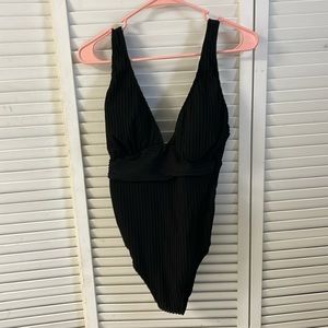 Black CUPSHE one piece bathing suit